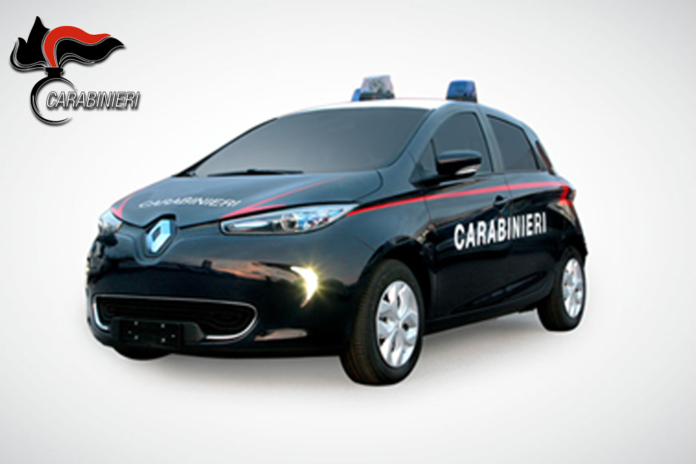 renault-zoe-auto-dei-carabinieri renault-zoe-auto-dei-carabinieri
