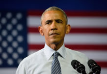 Obama critica la politica delle armi degli Stati Uniti Obama critica la politica delle armi negli Stati Uniti