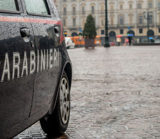 Armi, droga e munizioni: sequestri e un arresto a Ciriè, Torino Armi, droga e munizioni sequestri e un arresto a Ciriè, Torino