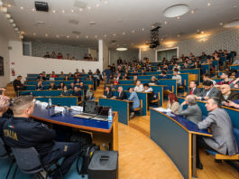 Cento studenti in pedana al Tav San Marino Shooting Club La collaborazione tra Fiocchi e l'Università di Urbino porta cento studenti in pedana al Tav San Marino Shooting Club: l'evento è in programma il 5 aprile.