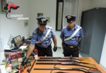 Aveva in casa i fucili del figlio e un’arma non registrata, denunciato un novantenne