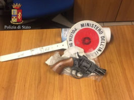 Nascondeva arma nel muro, un arresto a Torino