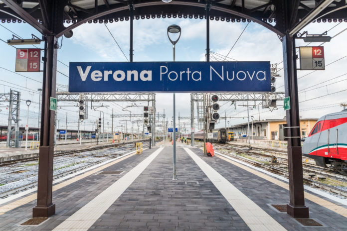 Spunta una pistola in stazione, il sindaco è pronto a chiamare l’esercito Spunta una pistola in stazione, il sindaco è pronto a chiamare l’esercito
