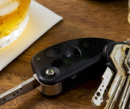 Chi guida in stato di ebbrezza può perdere il porto d’armi Drunk drive