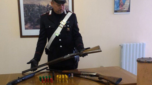 fucili caccia arpaia arpaia fucili da caccia rubati canale interpoderale per il deflusso delle acque