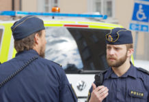 Dalla Svezia: pene più severe per reati commessi con le armi da fuoco Polizia svedese