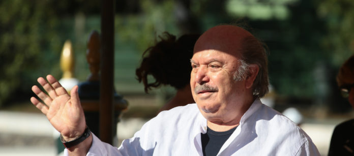 Lino Banfi sulle armi
