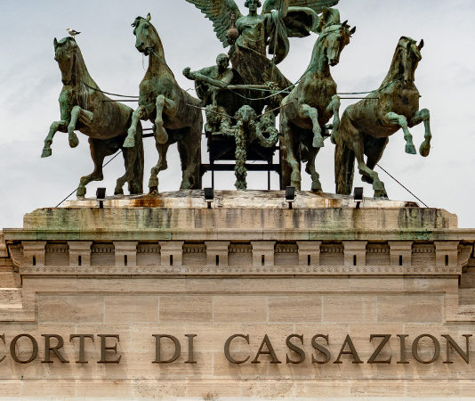Norma sull’incauta custodia di armi: la sentenza della Cassazione