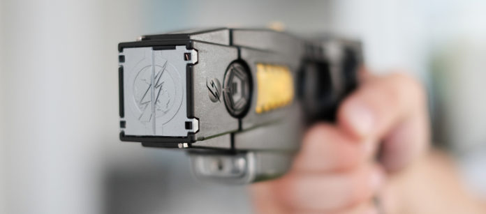 Taser alla polizia