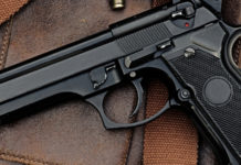I dati del barometro sulla trasparenza nell’esportazione di armi leggere pistola su cuoio con munizioni: trasparenza nell'esportazione di armi leggere