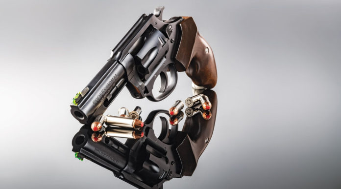 Charter Arms Professional revolver per porto occulto Charter Arms Professional revolver per porto occulto
