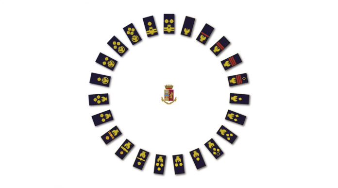 Presentati i nuovi distintivi della polizia Presentati i nuovi distintivi della polizia