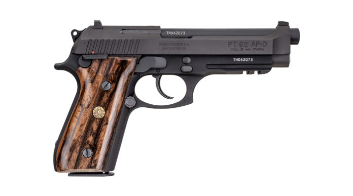 Taurus PT92, ecco la pistola con le guancette in legno Taurus PT92, ecco la pistola con le guancette in legno