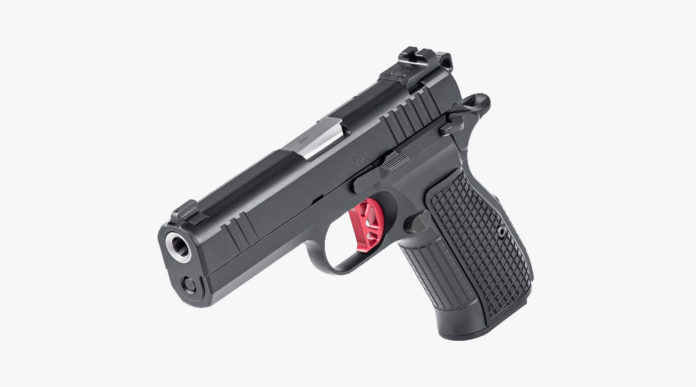 Dan Wesson DWX C, la pistola compatta con una pennellata di rosso Dan Wesson DWX C, la pistola compatta con una pennellata di rosso