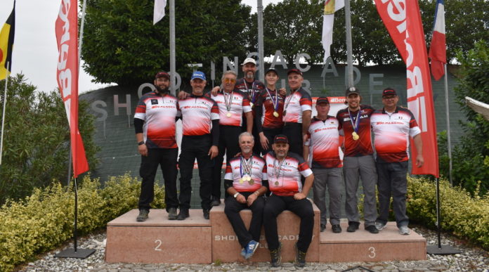 National federale di tiro dinamico sportivo Benelli conta le medaglie National federale di tiro dinamico sportivo Benelli conta le medaglie