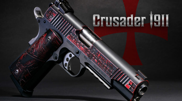 Magnum Research Crusader, la pistola da collezione sotto il segno della croce Magnum Research Crusader, la pistola da collezione sotto il segno della croce