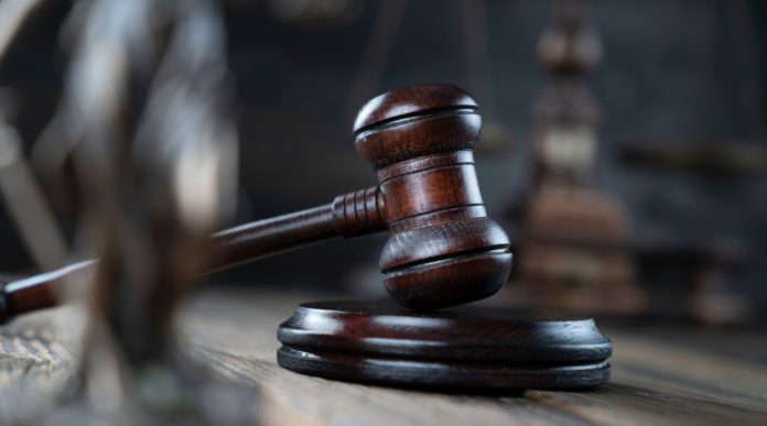 Munizioni camiciate, la sentenza della Cassazione Munizioni camiciate, la sentenza della Cassazione: martello del giudice