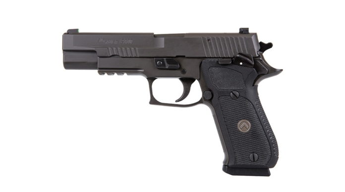 La Sig Sauer P220 Legion 10 mm ora è anche una pistola ad azione singola La Sig Sauer P220 Legion 10 mm ora è anche una pistola ad azione singola