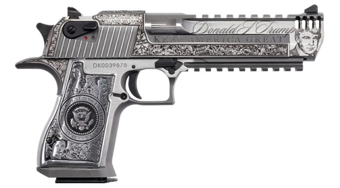 Presidential Desert Eagle, l’ultima pistola da collezione dedicata a Donald Trump Presidential Desert Eagle, l’ultima pistola da collezione dedicata a Donald Trump