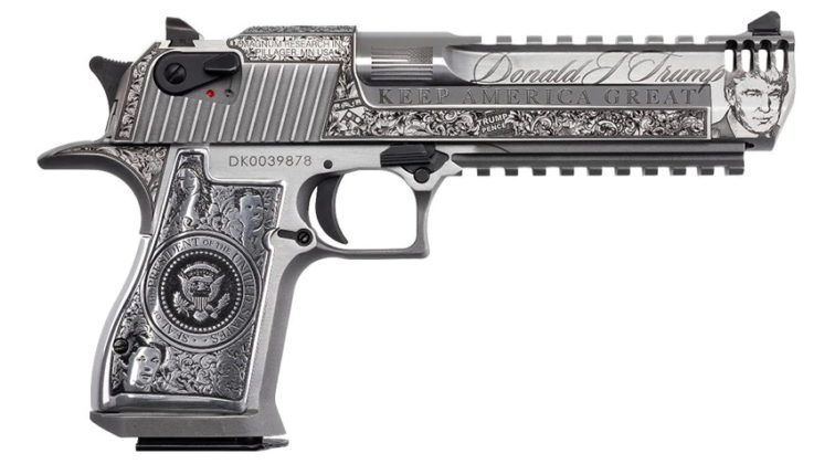 Presidential Desert Eagle, l&rsquo;ultima pistola da collezione dedicata a Donald Trump