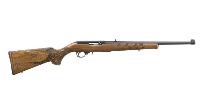 Ruger 10-22 Sporter Shark, il fucile sportivo con lo squalo sul calcio Ruger 10-22 Sporter Shark, il fucile sportivo con lo squalo sul calcio