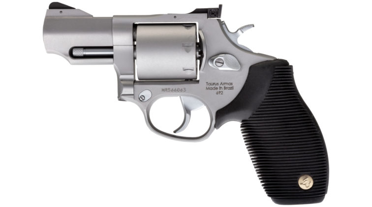 revolver taurus acciaio con canna da 2-5 pollici