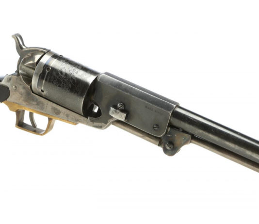 All’asta il revolver di Clint Eastwood in Il texano dagli occhi di ghiaccio All’asta il revolver di Clint Eastwood in Il texano dagli occhi di ghiaccio