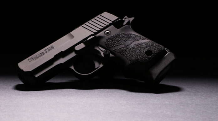 Sig Sauer P938 Sas, la pistola microcompatta ispirata a una 1911 Sig Sauer P938 Sas, la pistola microcompatta ispirata a una 1911