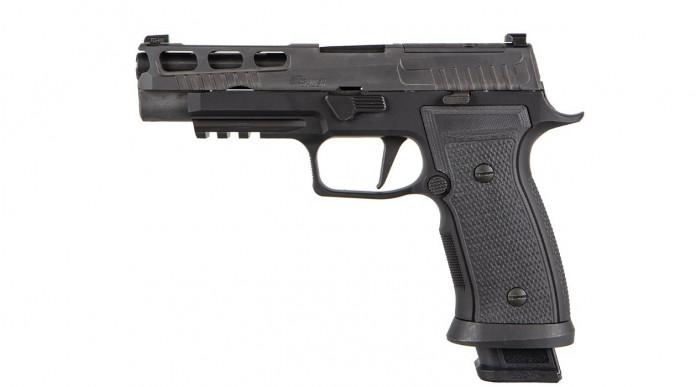 Sig Sauer P320 AXG Pro, la pistola full size con fusto in metallo Sig Sauer P320 AXG Pro, la pistola full size con fusto in metallo