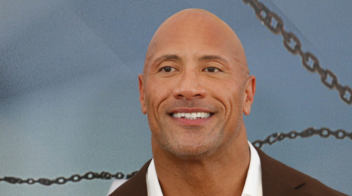 Armi nel cinema, la dichiarazione di Dwayne Johnson Armi nel cinema, la dichiarazione di Dwayne Johnson