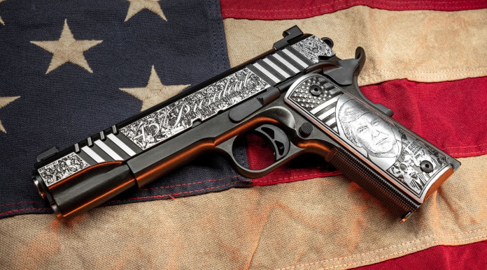 Auto Ordnance Rally Cry, la pistola custom dedicata a Donald Trump Auto Ordnance Rally Cry, la pistola custom dedicata a Donald Trump