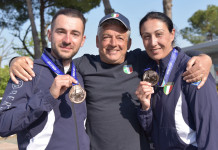 Coppa del mondo di tiro a volo: sette le medaglie azzurre Coppa del mondo di tiro a volo: Andrea Benelli, direttore tecnico della nazionale di skeet, con Diana Bacosi e Gabriele Rossetti
