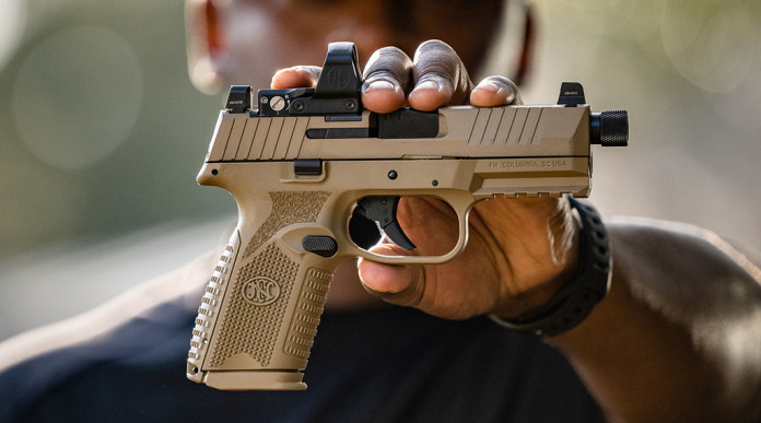 Fn 509 Midsize Tactical, la nuova pistola crossover Fn 509 Midsize Tactical, la nuova pistola crossover