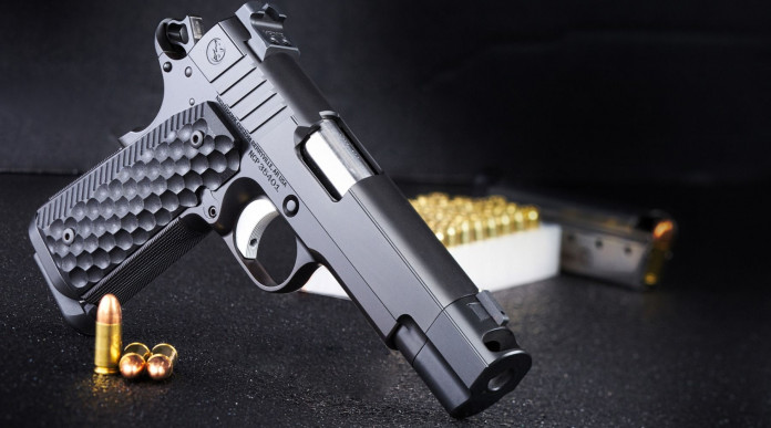 Nighthawk Fire Hawk, la pistola custom da collezione Nighthawk Fire Hawk, la pistola custom da collezione