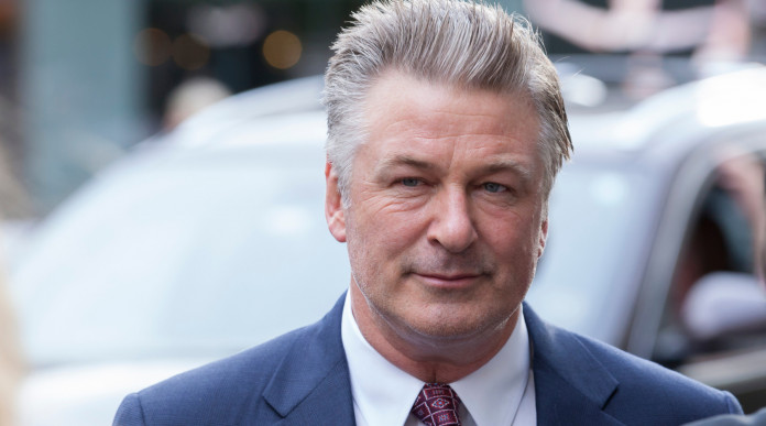 Incidente mortale sul set di Rust, accordo in sede civile Incidente mortale sul set di Rust: Alec Baldwin