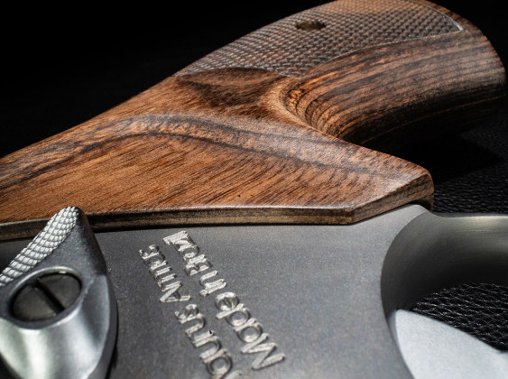 impugnatura del revolver custom taurus executive grade judge