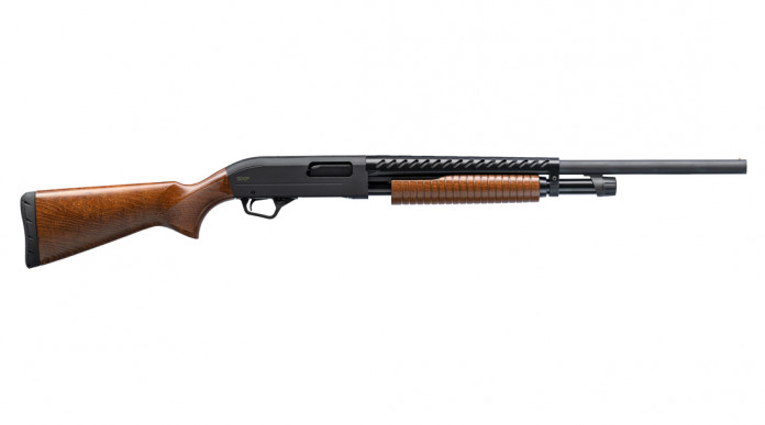 Il fucile a pompa Winchester Sxp Trench rifled in Italia Il fucile a pompa Winchester Sxp Trench rifled in Italia