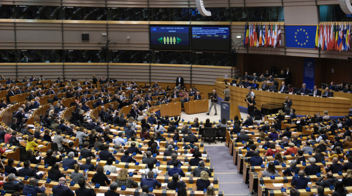 Parlamento europeo approva atto su produzione di munizioni Parlamento europeo approva atto su produzione di munizioni