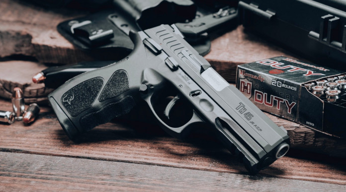 Taurus Th45, la pistola in polimero .45 acp Taurus Th45, la pistola in polimero .45 acp