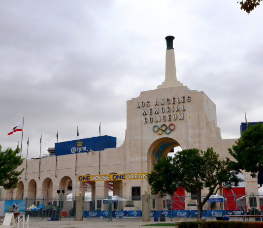 Sport di tiro ai Giochi olimpici, la decisione Sport di tiro ai Giochi olimpici, la decisione: Los Angeles, California