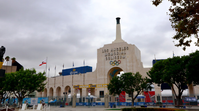 Sport di tiro ai Giochi olimpici, la decisione Sport di tiro ai Giochi olimpici, la decisione: Los Angeles, California