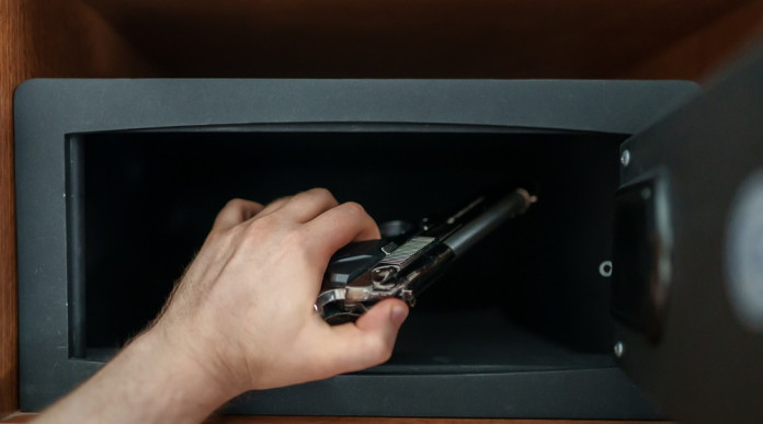 Detenzione di un’arma nella seconda casa come comportarsi Detenzione di un’arma nella seconda casa come comportarsi