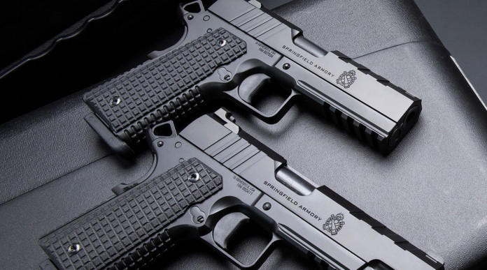 La Springfield Armory Emissary in versione total black La Springfield Armory Emissary in versione total black