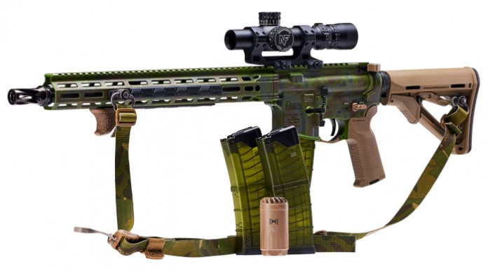 Daniel Defense Tropic Daze, la carabina #13 della Limited Series Daniel Defense Tropic Daze, la carabina #13 della Limited Series