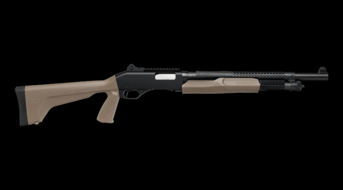 Savage 320 Tactical Fde, un fucile a pompa col calcio tattico Savage 320 Tactical Fde, un fucile a pompa col calcio tattico