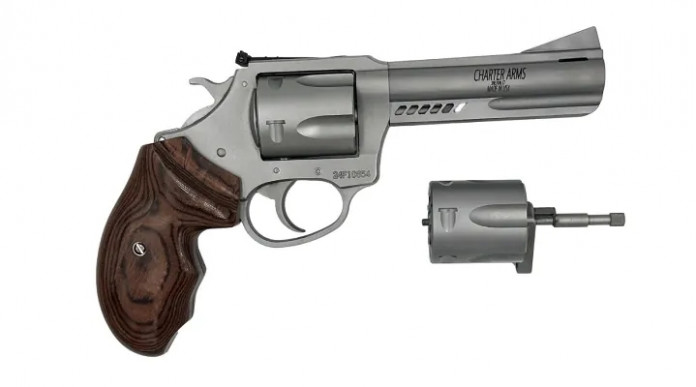 Charter Arms introduce i revolver Double Dog, dal doppio calibro Charter Arms introduce i revolver Double Dog, dal doppio calibro