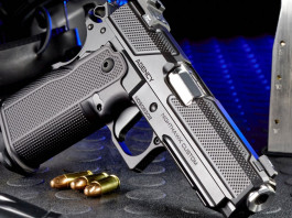 Nighthawk Custom e Agency Arms presentano la Double Agent Nighthawk Custom e Agency Arms presentano la Double Agent