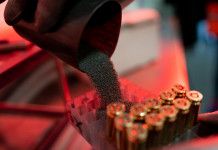Fiocchi rinnova l’accordo per la distribuzione delle polveri da ricarica Vihtavuori in Italia Fiocchi rinnova l’accordo per la distribuzione delle polveri da ricarica Vihtavuori in Italia