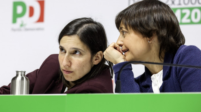 Serracchiani (Pd) firma ddl su «vendita di armi a minori e prevenzione della violenza minorile»