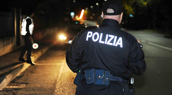 Armi a ufficiali e agenti senza licenza, ok della Camera Armi a ufficiali e agenti senza licenza, ok della Camera